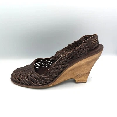 Sandalias de pescador Michael Kors de cuero marrón con tacón de cuña de madera talla 10 M Foto 1 de 4