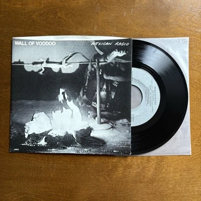 WALL OF VOODOO Mexican Radio US vinyl 7" 1982 NM/NM great copy Foto 1 de 4