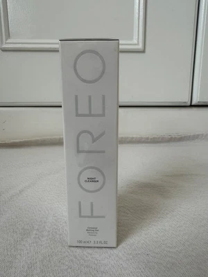 New in sealed box Foreo Night Cleanser - Image 1 of 3