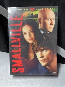 Smallville - Season 3 (DVD, 2004, 6-Disc Set) Widescreen ~ Factory Sealed - Foto 1 di 3