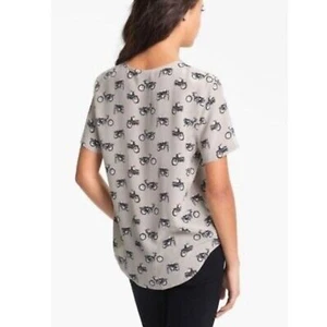 Equipment Femme Riley Motorcycle Print Relaxed 100% Silk Short Sleeve Blouse, M - Picture 1 of 8
