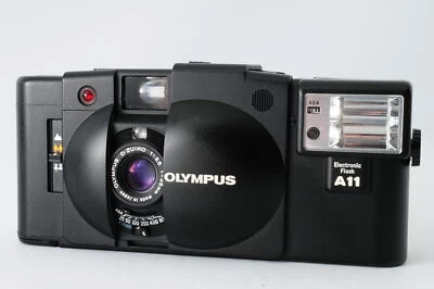 [MINT w/ Case] Olympus XA2 Point & Shoot 35mm Film Camera A11 Flash From JAPAN - Image 1 of 4