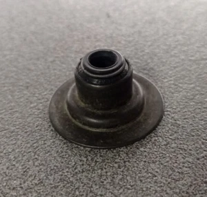 ANELLO TENUTA STELO VALVOLA ORIGINALE FORD 6674302 MOTORI BENZINA 1980-1996 - Imagen 1 de 5