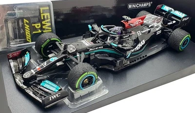 Minichamps 1/18 Scale 110 211544 Mercedes AMG Petronas F1 Hamilton Russia - Image 1 of 4