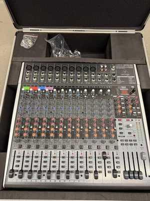 Behringer Xenyx X2442USB Mixer – kaum genutzt, im Thomann Case - Bild 1 von 4