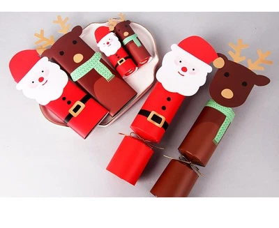 2025 NEW Christmas Cracker Kit Crackers Hats Snaps Candy Favour Gift Boxes Set - Image 1 of 4