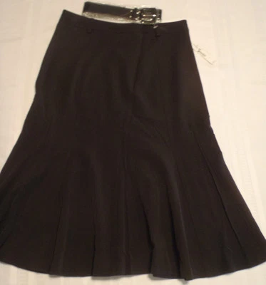 Falda EAST 5TH Negra Sólida con Cinturón Aline Rodilla Talla 16 Elección Nueva con Etiquetas Foto 1 de 4