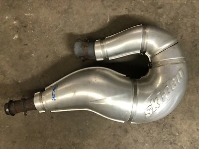 Tubo de escape SkiDoo GSX 800 Rev LTD MXZ 600 GTX 500ss Renegade XRS 04 05-07 OEM Foto 1 de 3