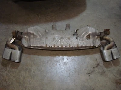 Silenciador trasero escape Porsche Cayenne Turbo 955 2003-2006 OEM LOTE 359 Foto 1 de 4