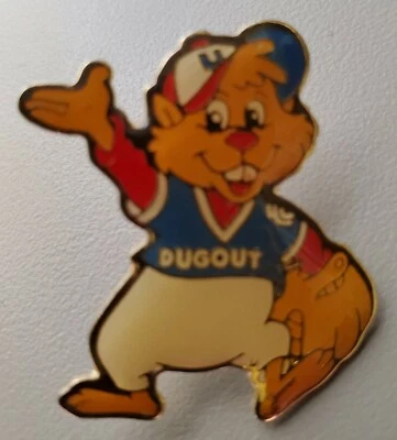 Vintage Little League Pin & Button 1985 Dugout Bear Original Baseball Softball  - Image 1 of 4