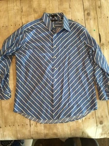 Tommy Hilfiger Mens Button Front Shirt The Lifetime Collar XL 17  32/33 EUC - Picture 1 of 6
