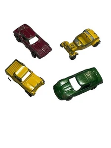 Lotto 4 auto vintage TootsieToy metallo pressofuso Corvette Jeep Roadster - ALCUNI DANNI - Foto 1 di 22