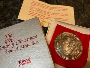 Towle Sterling Ornament ~ Songs of XMas ~ 1986 ~ It Came Upon a Midnight Clear - Picture 1 of 4