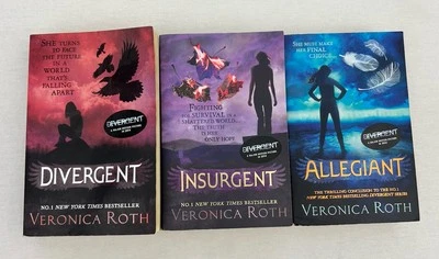 Divergent Series 1 2 3 Book Set Roth Trilogy Paperback Novel Insurgent Allegiant - Image 1 of 4