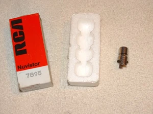 1 x 7895 RCA-GE  Nuvistor Tube*NOS*NIB*(6 Available) - Picture 1 of 3