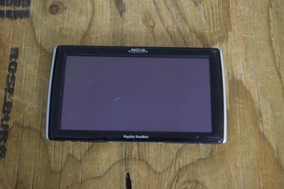 Magellan RoadMate 1700 GPS Navigation System 7" Touchscreen Model 800-0123-002 - Image 1 of 4