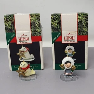 Hallmark Andenken Miniatur Ornamente 1990 2er Set Little Frosty & Seal - Bild 1 von 9