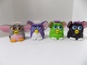 4 giocattoli Furby McDonald F13 - Foto 1 di 3