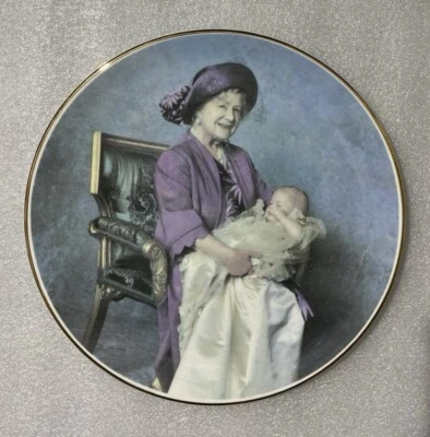 Royal Worcester Spode Royal Queen Mother & Prince Henry Commemorative Plate - Image 1 of 4