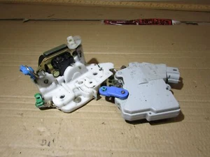 Nissan Patrol Y61 97-04 left front door central locking catch lock actuator - Picture 1 of 6