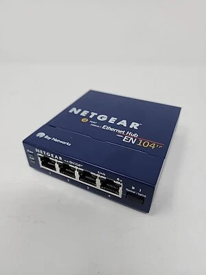 Netgear EN104TP 4-Port 10 Mbps Ethernet Hub RJ-45 with Uplink Button - Image 1 of 4