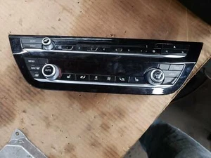 18 19 20 X3 Front Heat/AC Temperature Controller (automatic AC) w/o cooled seats - Picture 1 of 6