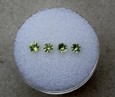 4 Peridot Round Loose Gems 3mm each for Jewelry and Crafts - Image 1 of 3