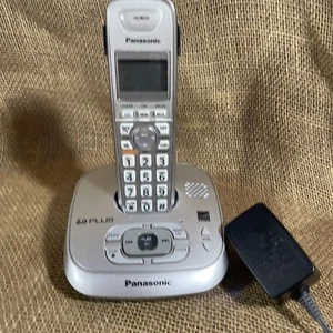 Panasonic KX-TG4021 DECT 6.0 Base Unit with Handset KX-TGA402N TESTED No Battery - Picture 1 of 7