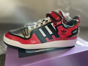 Scarpe da birra Adidas x The Simpsons Forum Low The Simpsons Duff taglia 9 rosse nere - Foto 1 di 12