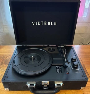 Victrola VSC-550BT-BK 3-Speed Bluetooth Stereo Turntable - Black - Picture 1 of 12