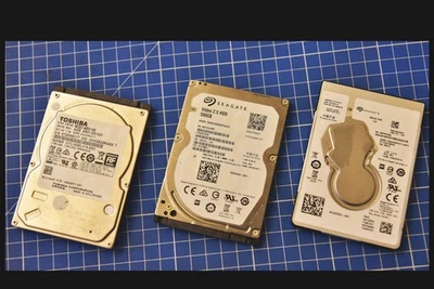 Festplatten 3 Stück HDD 2.5" SEAGATE TOSHIBA 1TB 500GB TOP - Bild 1 von 4