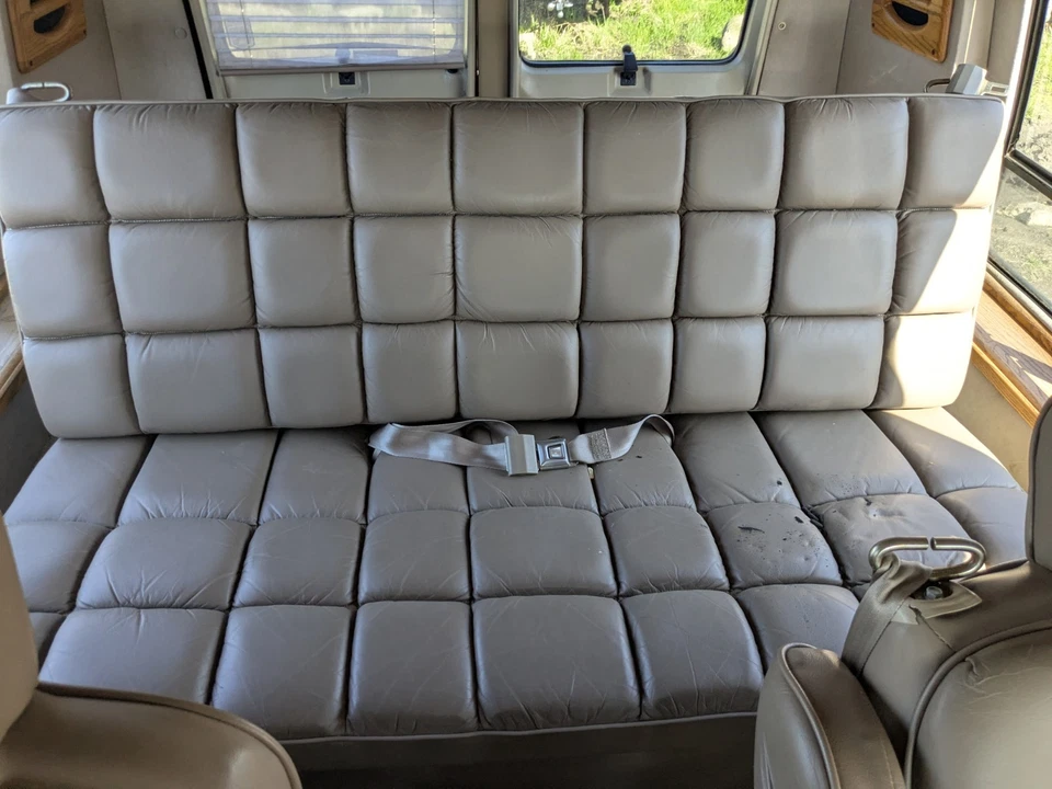 SEAT Dodge Van 1500 2500 3500 TERCERA FILA PLATÓN/ASIENTO DE BANCO Cuero Beige Foto 1 de 4