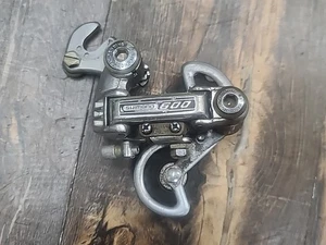Vintage Shimano 600 Hinterrad Mech kurzer Käfig mit Aufhänger 5 Gang - Bild 1 von 2