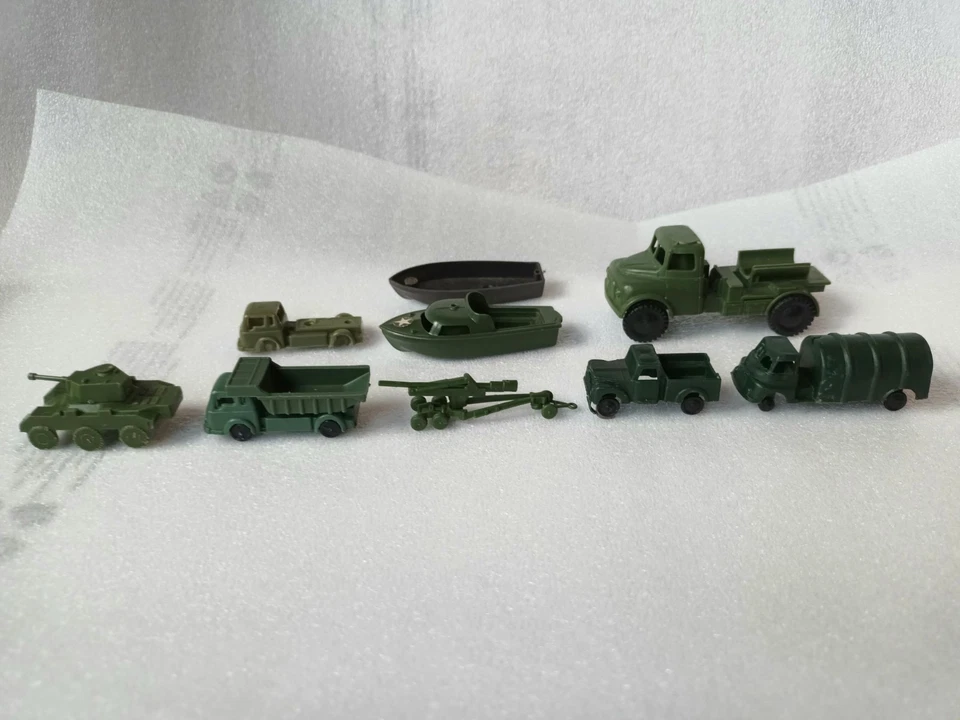 Lotto IPA/Politoys Veicoli Militari (Carro Saladin Howitzer Camion) Made In Ital - Immagine 1 di 4