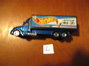 1996 hot Wheels Team Racing DunlopHaulerLoose 1:64 Scale Die Cast/Plastic - Picture 1 of 8