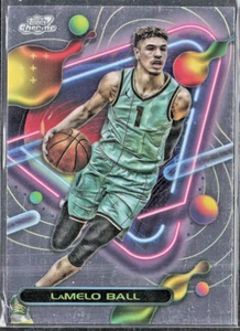 2023-24 Topps Chrome Cosmic #17 LaMelo Ball - Charlotte Hornets - MINT - Bild 1 von 2