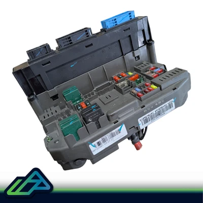 2007-2013 BMW X5 E70 xDrive Diesel Interior Cabin Fuse Box Relay 697638402 - Image 1 of 4