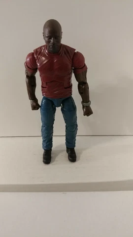 Marvel Legends Luke Cage Loose From Defenders Boxset Netflix SDCC Cover