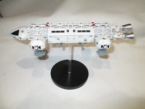 SIXTEEN 12 SPACE 1999 BATTLE DAMAGED EAGLE TRANSPORTER WITH STAND - Picture 1 of 5