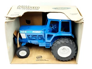 1/12 Ford TW-25 / TW-5 Tractor in Original Box - Picture 1 of 6