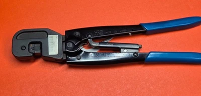 Herramienta de prensado de trinquete Hirose HRS DF5A-1822/CR-HT (resorte de retorno de torsión roto) Foto 1 de 4