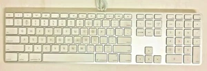 Teclado con cable Apple A1243 MB110LL/A versión japonesa - Imagen 1 de 3