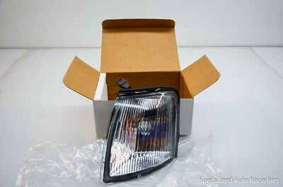 TO2520145 se adapta a Toyota Avalon 1995-1997 bombillas de señal lateral del conductor incl. Foto 1 de 4