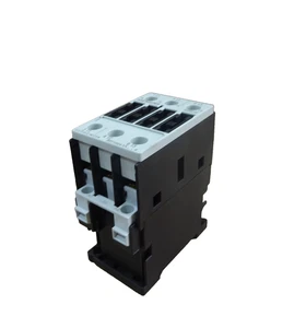 SIEMENS 3RT1024-1AG24 -NEW- SIRIUS LEISTUNGSSCHÜTZ AC-3 5.5 KW/400 V - Picture 1 of 3
