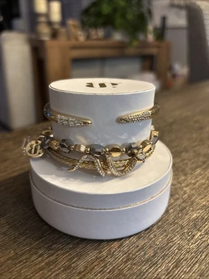 Pulsera serpiente Bomb Party 2025 Summer Stack - ST55521 "She's An Elevated Diva"  Foto 1 de 2