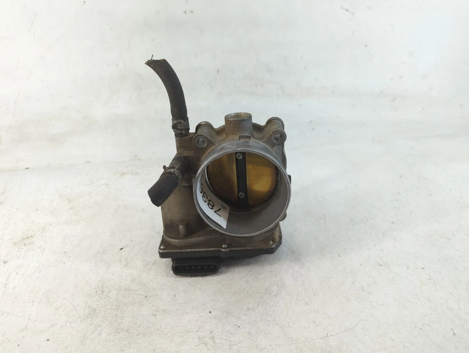 BMW 530i 2006-2007 carrocería del acelerador QAEID Foto 1 de 4