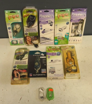 Lot of various cell phone car charger model for older iPhone iPod, nano iPad - Image 1 of 4