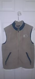 The North Face Mens Fleece Sherpa Vest Size LARGE GREYISH TAN SHIPS FAST - Picture 1 of 4
