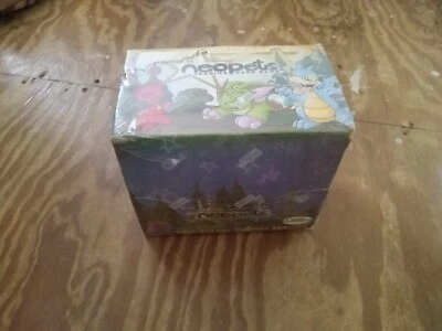 Neopets Base TCG Juego de inicio para dos jugadores con paquete de refuerzo de 8 tarjetas de bonificación Estuche de 8 Foto 1 de 4