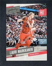 2017-18 Prestige Base #157 Lauri Markkanen RC